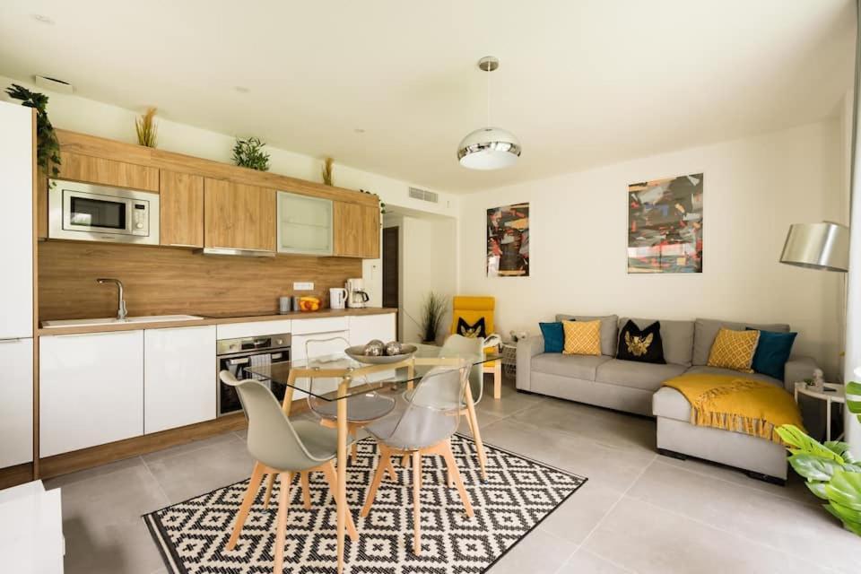 Leilighet Stylish New 1 Bedroom In Juan Les Pins