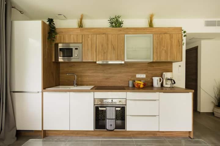Leilighet Stylish New 1 Bedroom In Juan Les Pins *